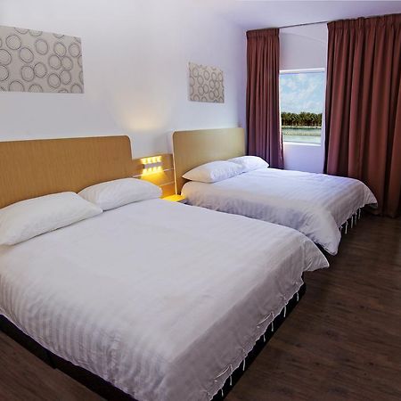 Thanks Hotel Parit Buntar Exteriér fotografie