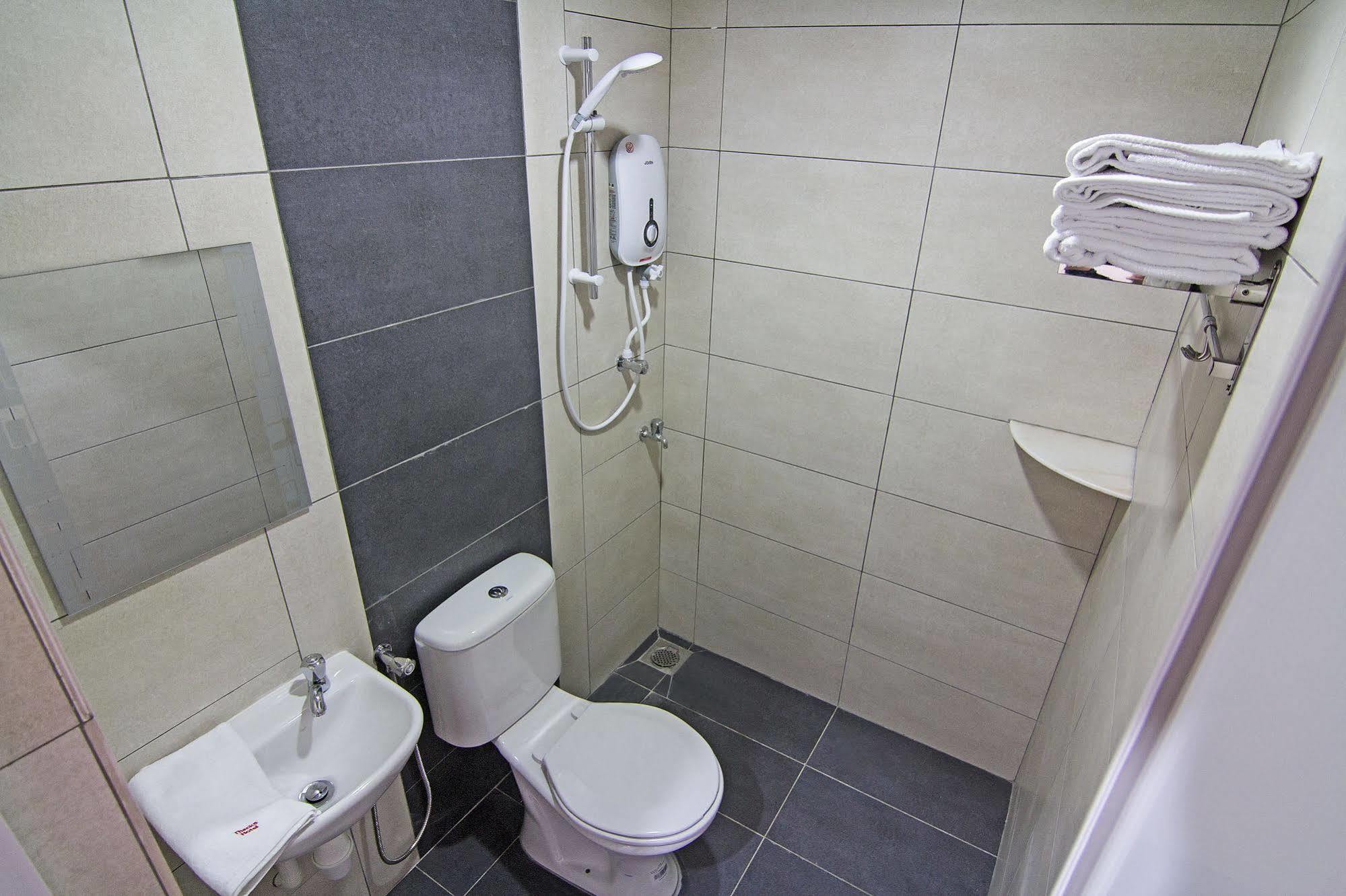 Thanks Hotel Parit Buntar Exteriér fotografie